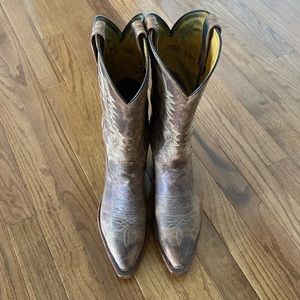 Tony Lama snip-toe boots size 9